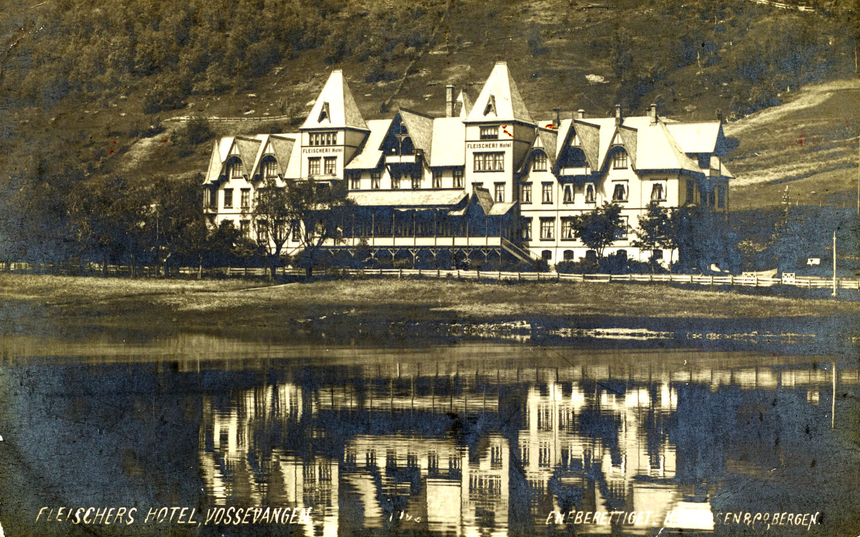 DX62810/6/1 Fleschers Hotel, Voss, Norway - The families leaving Russia in 1917 gathered here before crossing from Bergen to England
