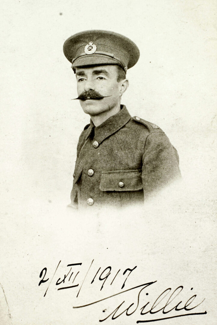 DX700/17 William Charles Clark in army uniform, 02 Dec 1917