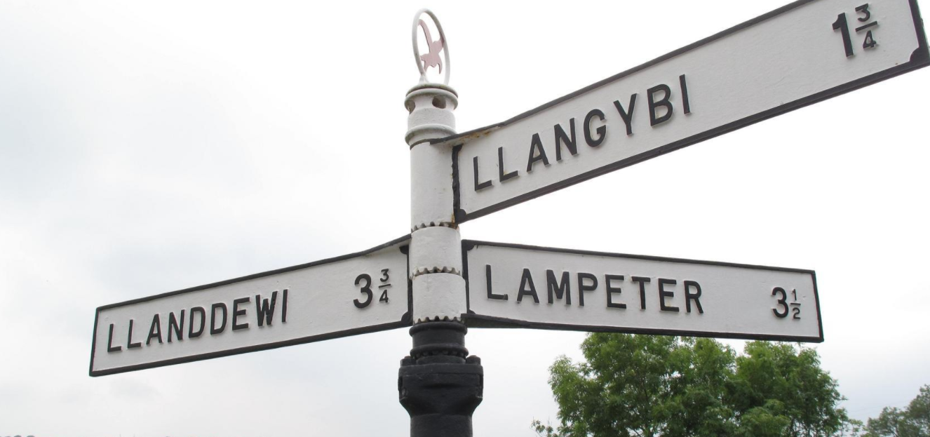 Casglu Enwau Lleoedd Cymru